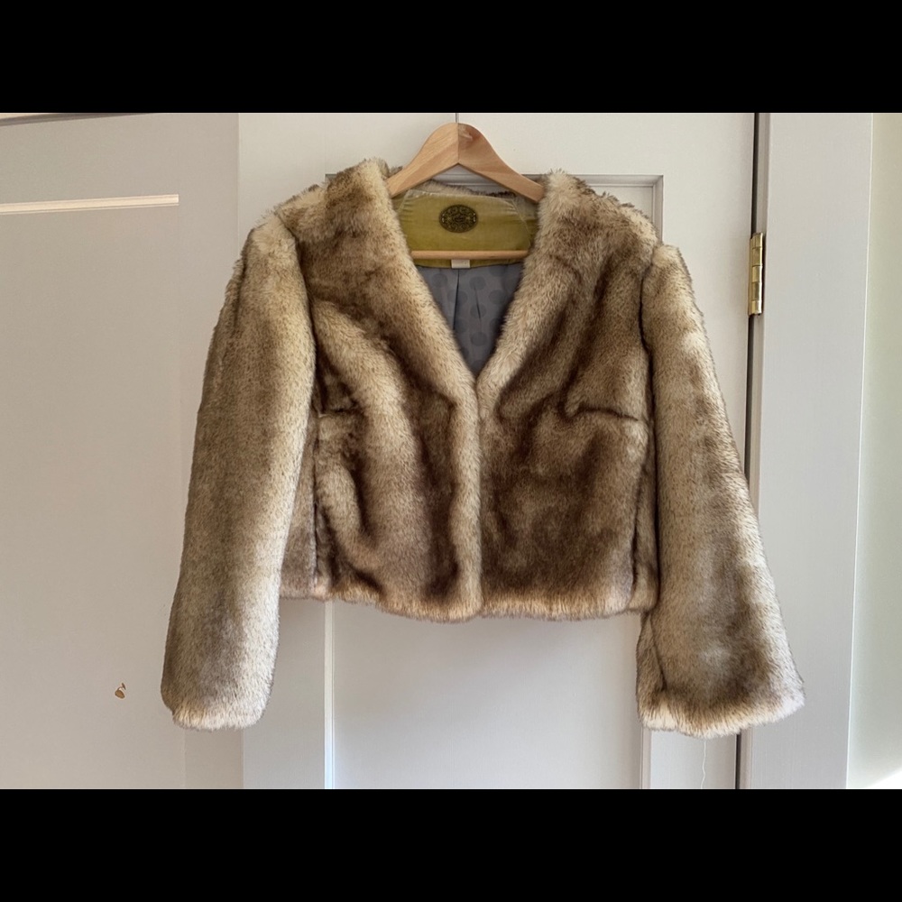 Anthropologie Faux Fur Teddy Jacket in Beige Brown - Picture 2 of 6